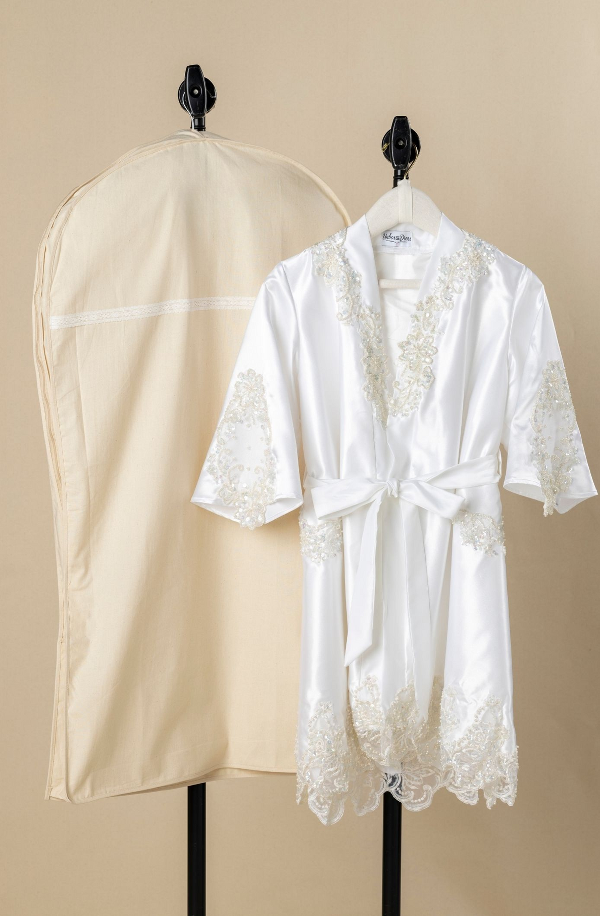 Cherish Embroidered Garment Bag with Padded Hanger – Unbox the Dress Cherish Embroidered Garment Bag with Padded Hanger – Unbox the Dress