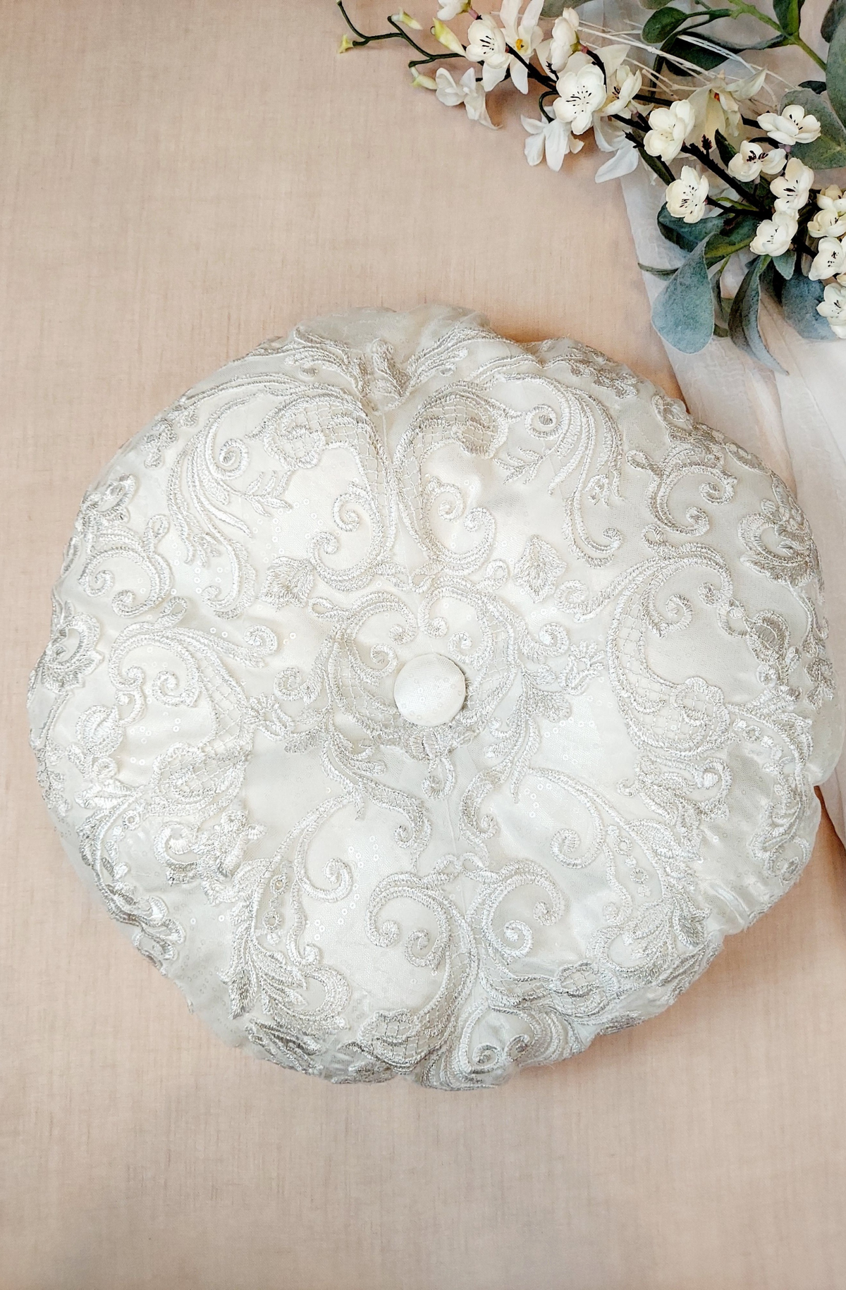 Prettiest Pillows - Round